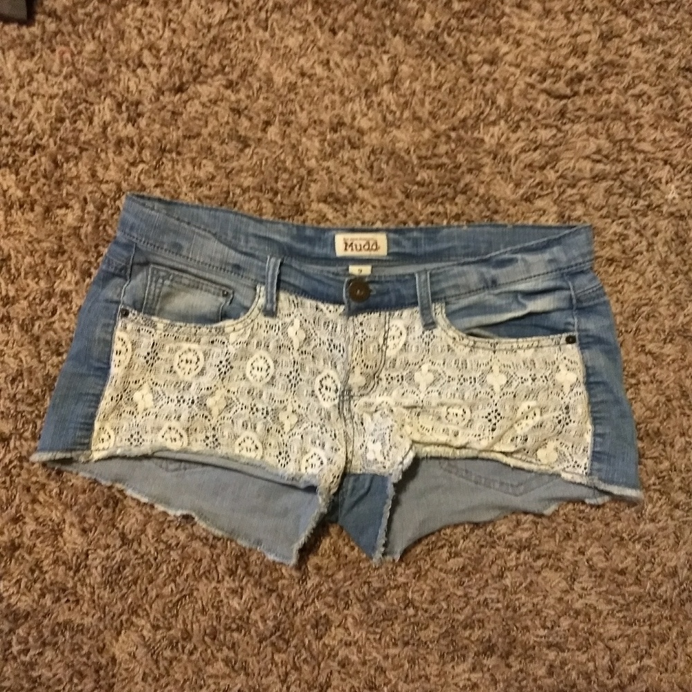 Womens shorts- jean- Mudd size 9